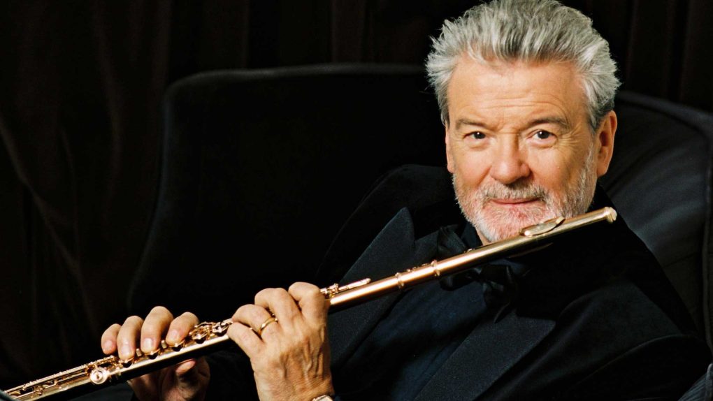 sjgblackfront.jpg

Sir James Galway
Flautist